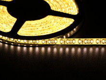 Світлодіодна стрічка 3528 120 LED біла(теплий) 5.0-6.0 Lm/LED вологозахищена IP65
