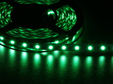 Світлодіодна стрічка 5050 60 LED зелена 10.0-12.5 Lm/LED IP33
