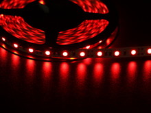 Світлодіодна стрічка 5050 60 LED червона 10.0-12.5 Lm/LED IP33
