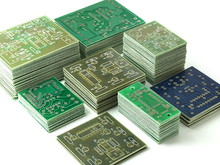 Радіоконструктор PCB101 (стабілізатор напруги)