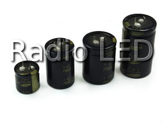 Електролітичний конденсатор 560 мкФ х 450В (розмір 35x60)